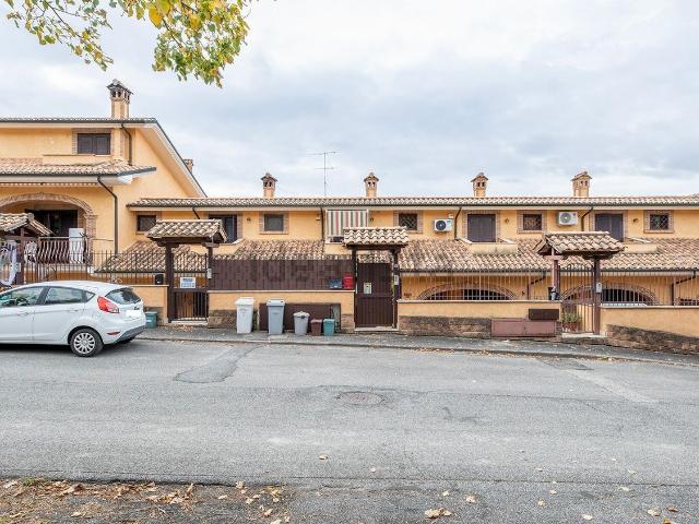 Casa in vendita a Guidonia Montecelio, Roma Capitale