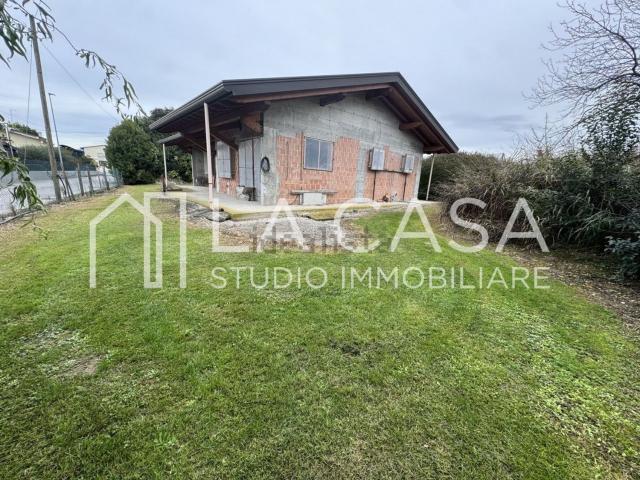 Casa in vendita a San Giorgio Della Richinvelda, Friuli-Venezia Giulia