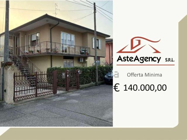 Casa in vendita a Montegrotto Terme, Veneto