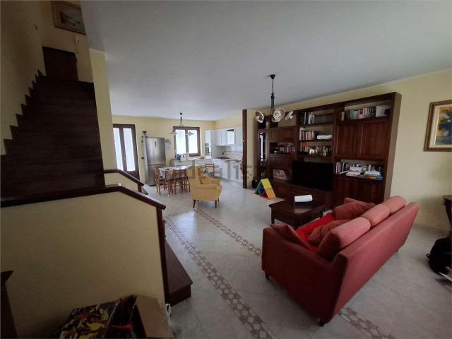 Casa in vendita a Loreto, Acireale