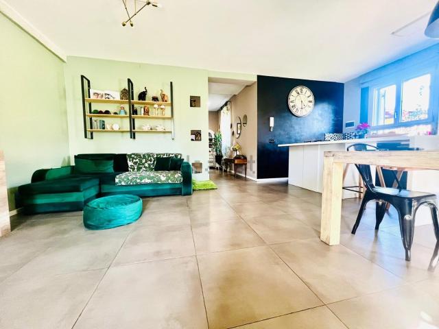 Casa in vendita a Tresinaro - Secchia, Re