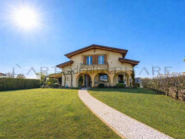 Casa in vendita a Legnaro, Veneto