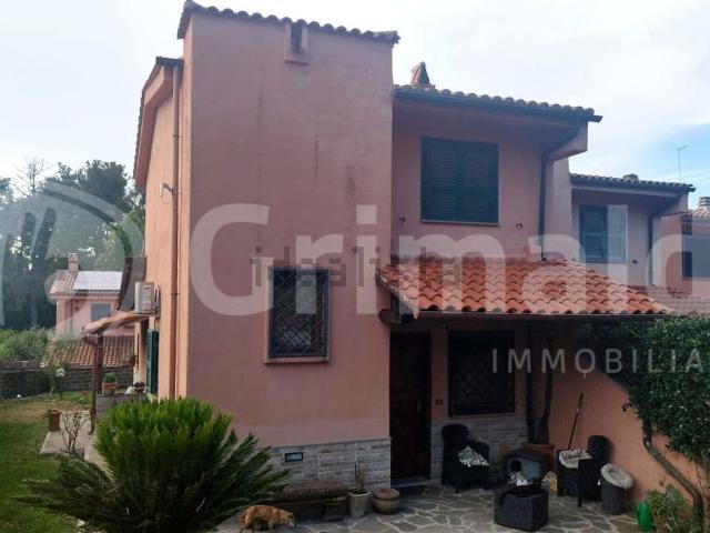 Casa in vendita a Belvedere Lidia, Nepi