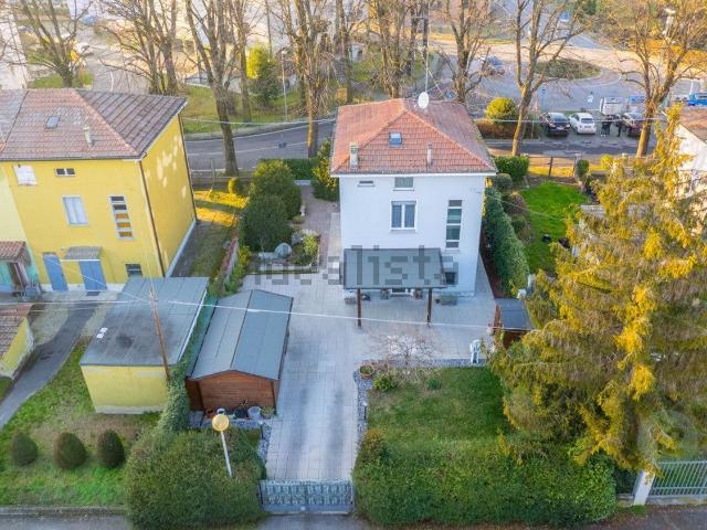 Casa in vendita a Pianura Reggiana, Re
