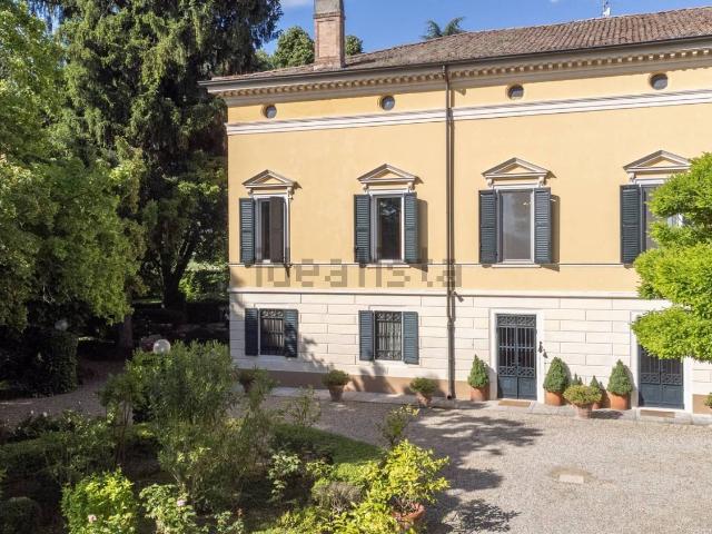 Casa in vendita a Tre Olmi, Modena