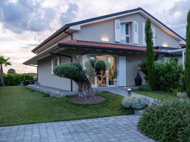 Casa in vendita a Castiglione di Cervia, Cervia