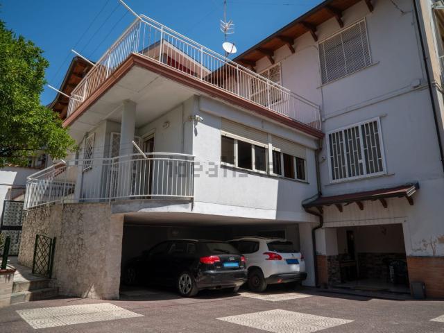 Casa in vendita a Portici, Campania