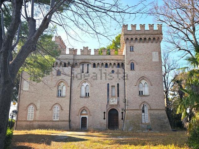 Casa in vendita a Jesi, Ancona