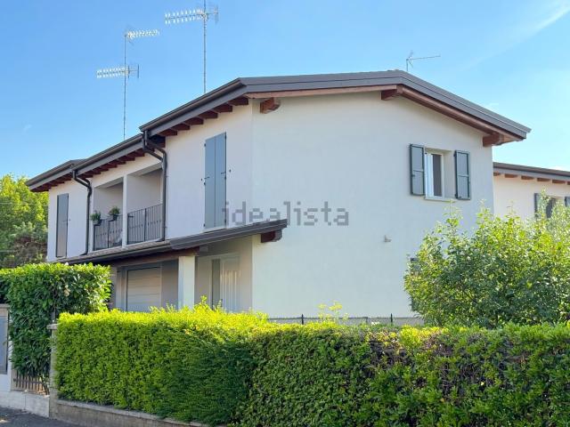Casa in vendita a Val d’Enza, Re