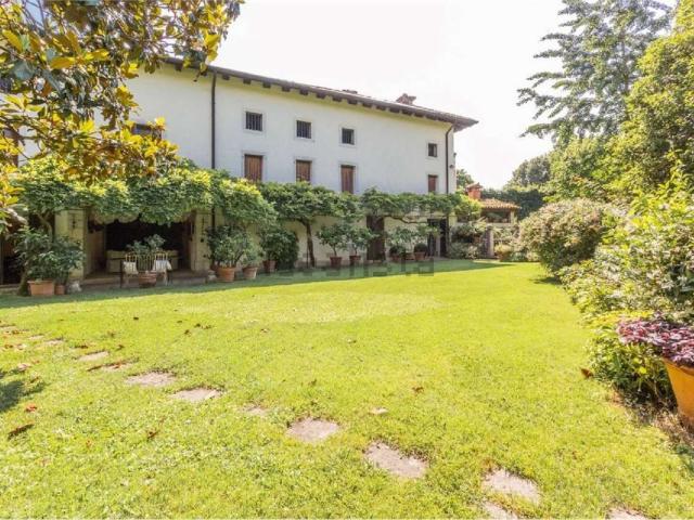 Casa in vendita a Castello di Aviano, Aviano