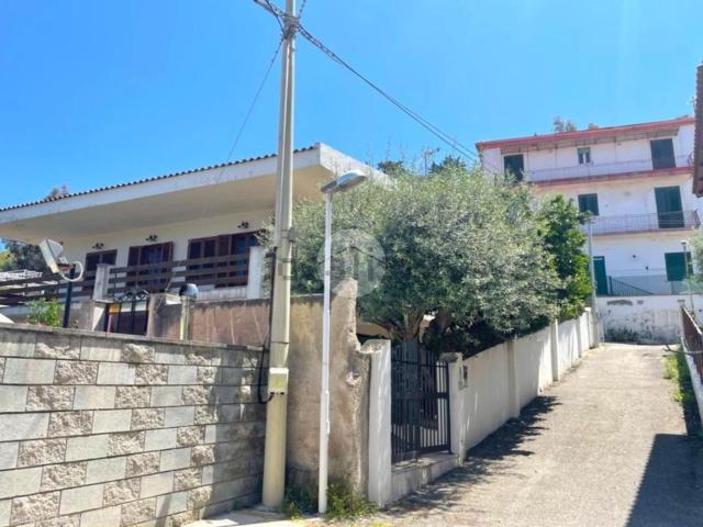 Casa in vendita a Calamona, Messina