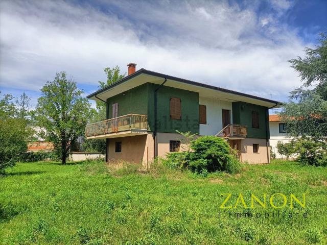 Casa in vendita a Gradisca D'isonzo, Friuli-Venezia Giulia