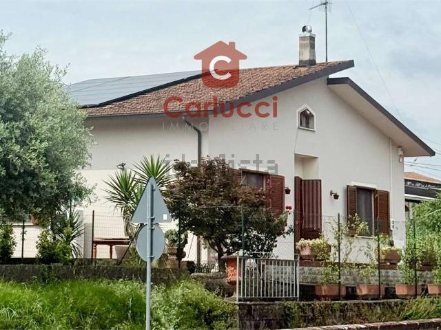 Casa in vendita a Uzzano E Castello, Fornaci