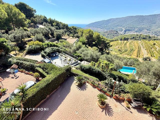 Casa in vendita a Andora, Liguria