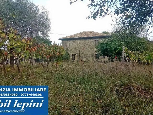 Casa in vendita a Patrica, Lazio