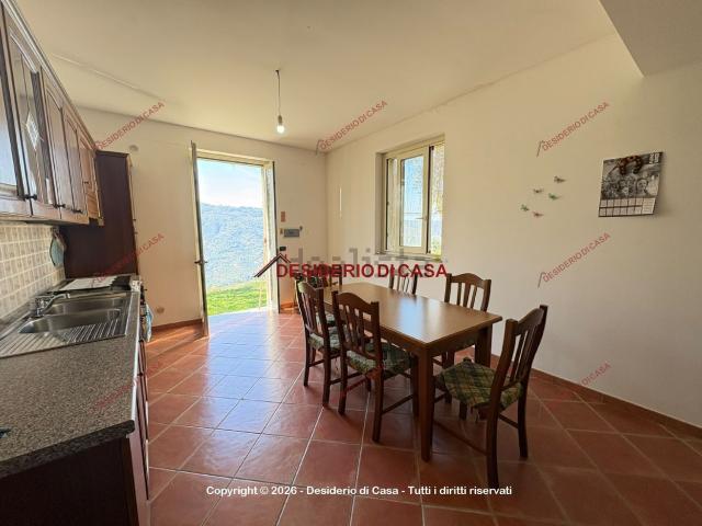 Casa in vendita a Sulipani, Sant'Angelo di Brolo
