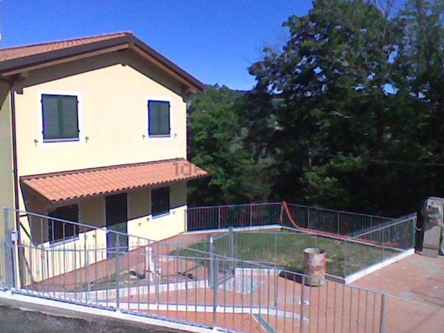Casa in vendita a Unione dell'Appennino Bolognese, Castiglione Dei Pepoli