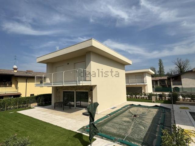 Casa in vendita a Pieve Vecchia, Manerba Del Garda