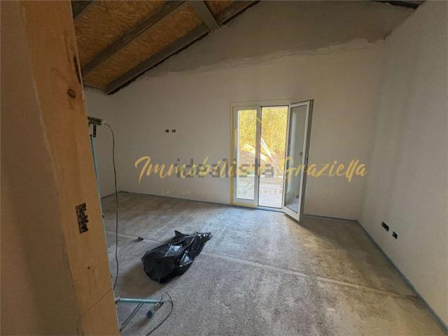 Casa in vendita a Camporosso, Liguria