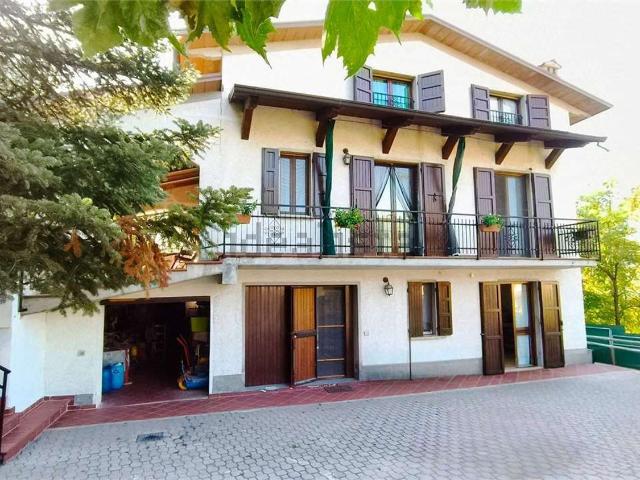 Casa in vendita a Antignola, Baiso