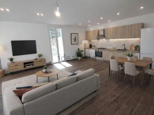 Casa in vendita a Diano Calderina, Diano Marina