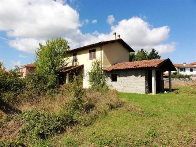 Casa in vendita a Dego, Liguria