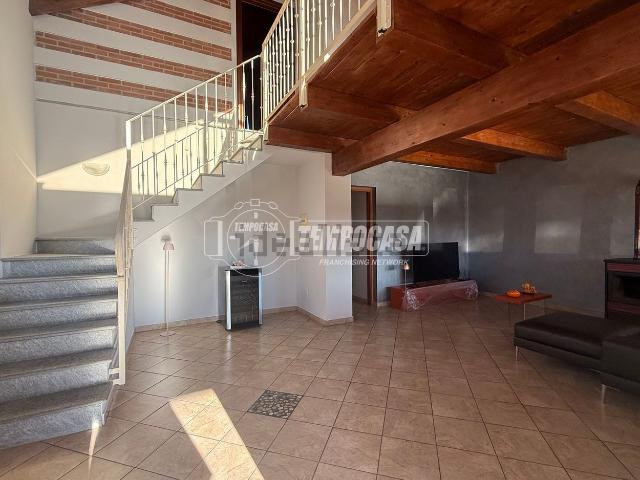 Casa in vendita a Piemonte, Asti