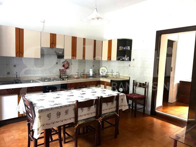 Casa in vendita a La Fiora, Terracina