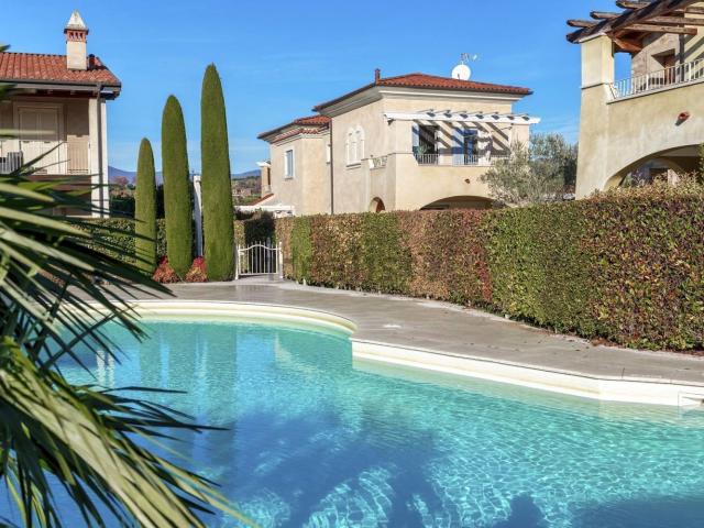 Casa in vendita a Pieve Vecchia, Manerba Del Garda