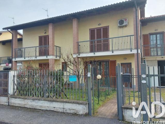 Casa in vendita a Linarolo, Lombardia