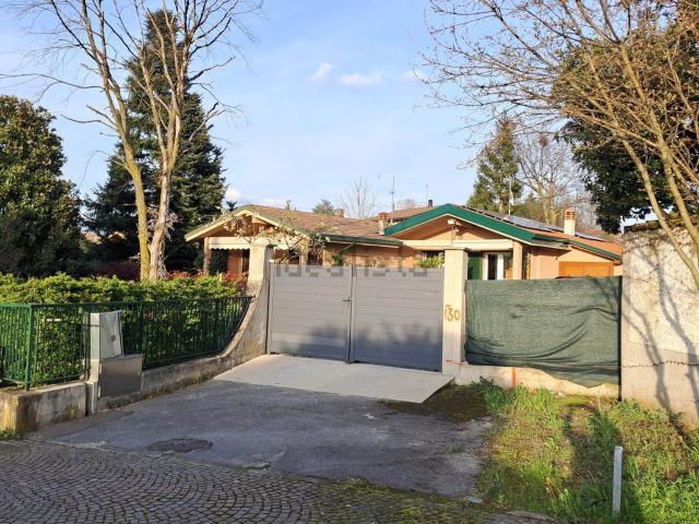 Casa in vendita a Briosco, Lombardia