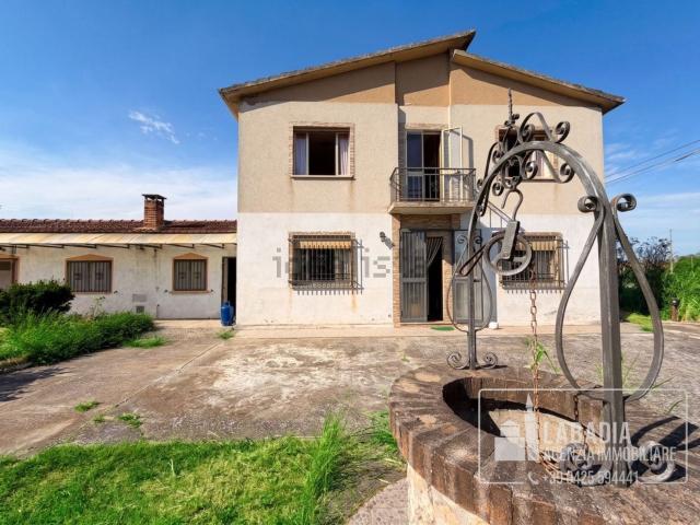 Casa in vendita a Ceneselli, Veneto