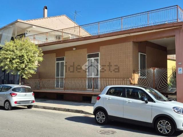 Casa in vendita a Curti