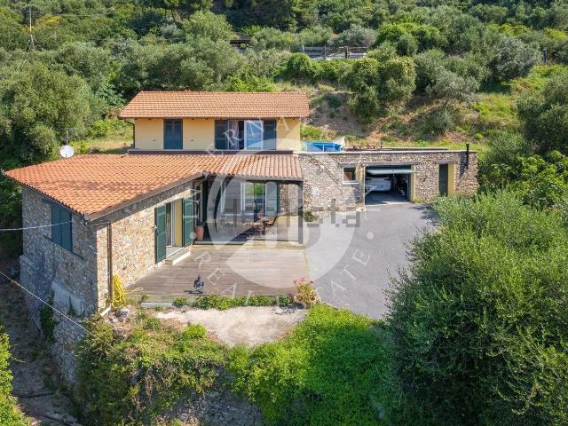 Casa in vendita a Alassio, Liguria
