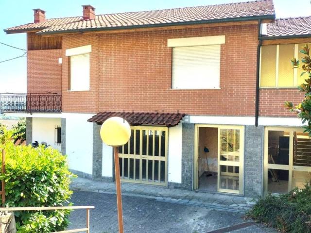 Casa in vendita a Piemonte, Asti