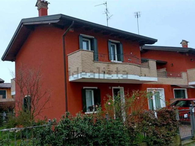Casa in vendita a Portogruaro, Veneto