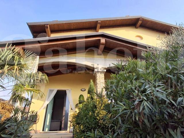 Casa in vendita a Gossolengo, Reggio Emilia