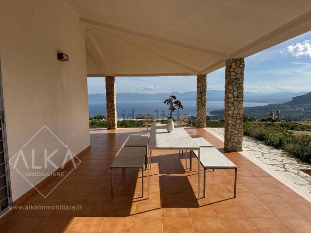 Casa in vendita a Castellammare Del Golfo, Sicilia