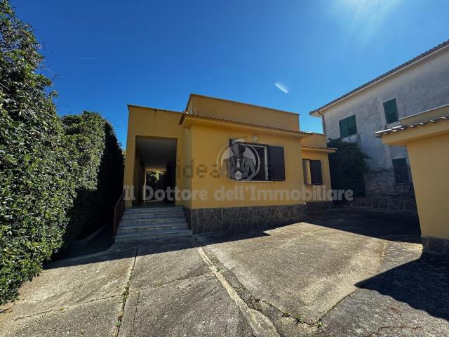 Casa in vendita a Piraineto, Carini