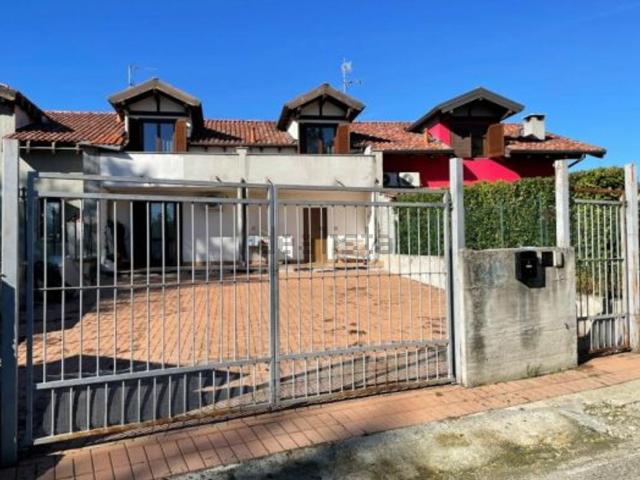 Casa in vendita a Rocchetta, Piemonte