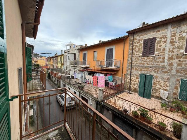 Casa in vendita a Marta, Lazio