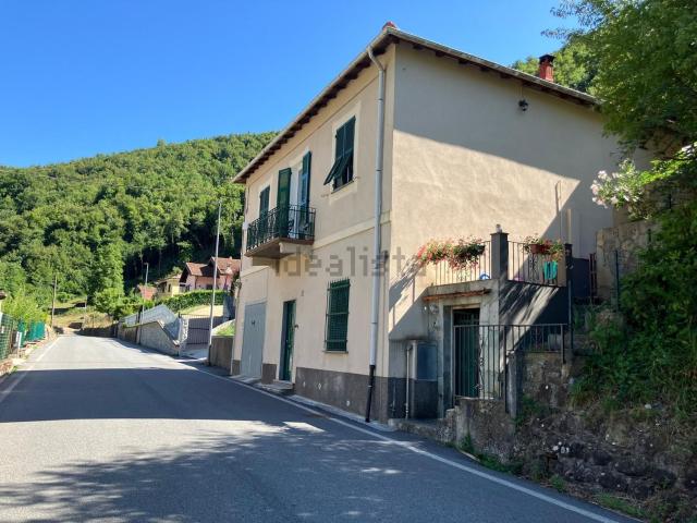 Casa in vendita a Isola Del Cantone, Liguria