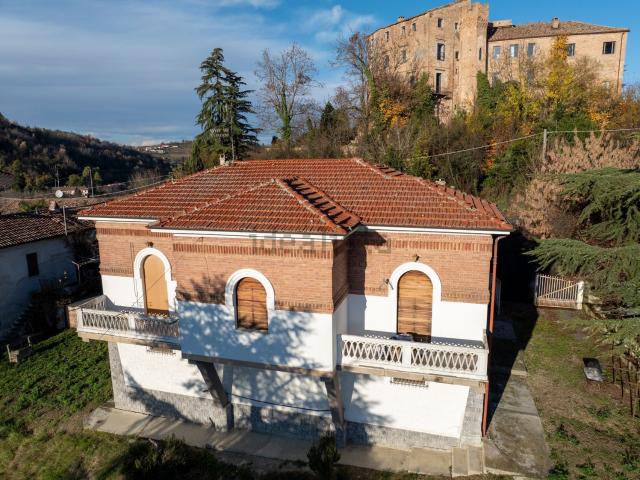 Casa in vendita a Piemonte, Asti