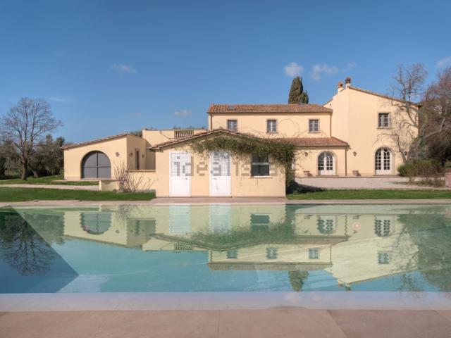 Casa in vendita a Cecina, Toscana
