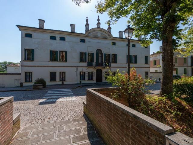 Casa in vendita a Fratta Polesine, Rovigo