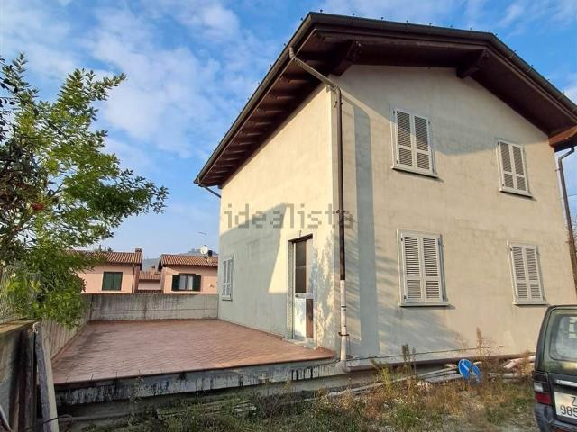 Casa in vendita a Ca' Nuova, Pianello Val Tidone