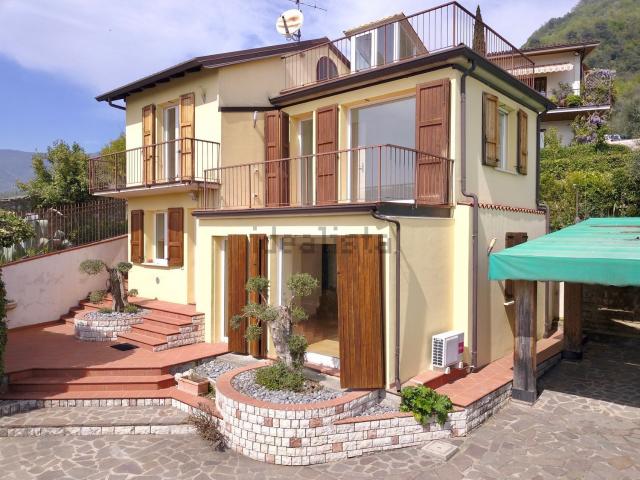 Casa in vendita a Comunità Montana Parco Alto Garda bresciano, Salò