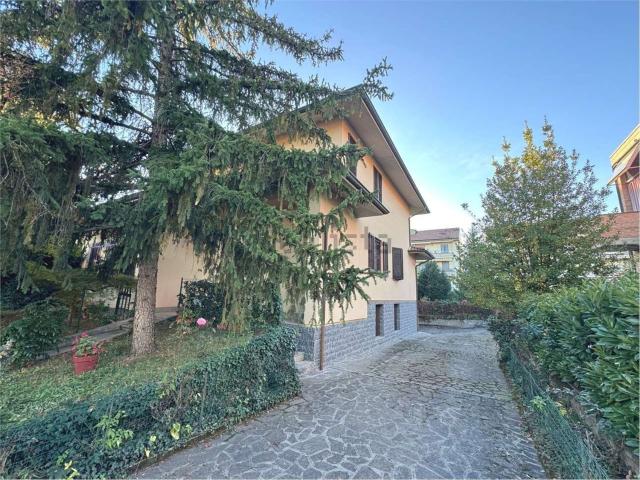Casa in vendita a Pombio, Voghera