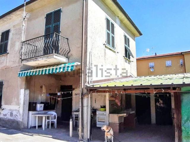 Casa in vendita a Arcola, Liguria