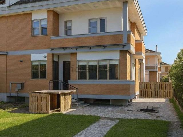 Casa in vendita a Europa, Latina
